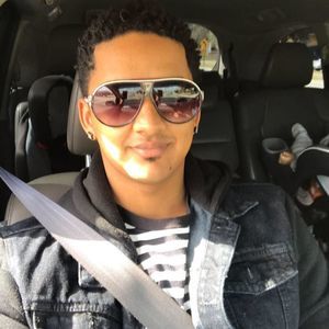 Meet your Posher, Roy